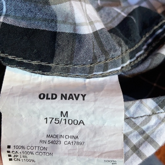 Old Navy plaid button shirt - Picture 7 of 7